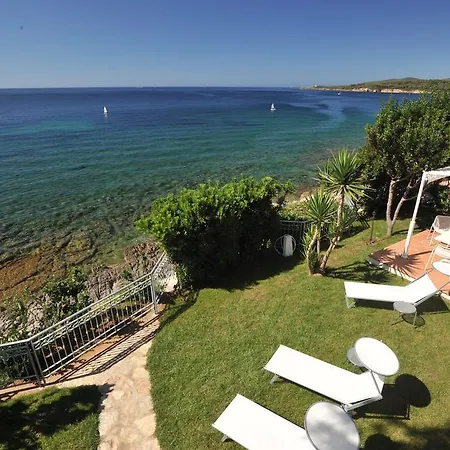 Grachira Bed & Breakfast 3*